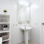 Home2book Americas Comfy Apt, Pool&terrace Apartman
